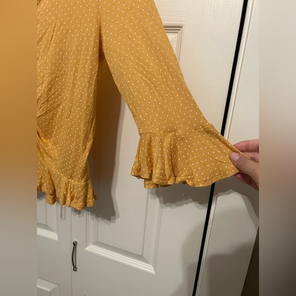 NWOT Urban Outfitters Blouse - Picture 4 of 9